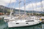 Yachtcharter Oceanis41 First