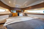 Yachtcharter Antares11 Falcon 25