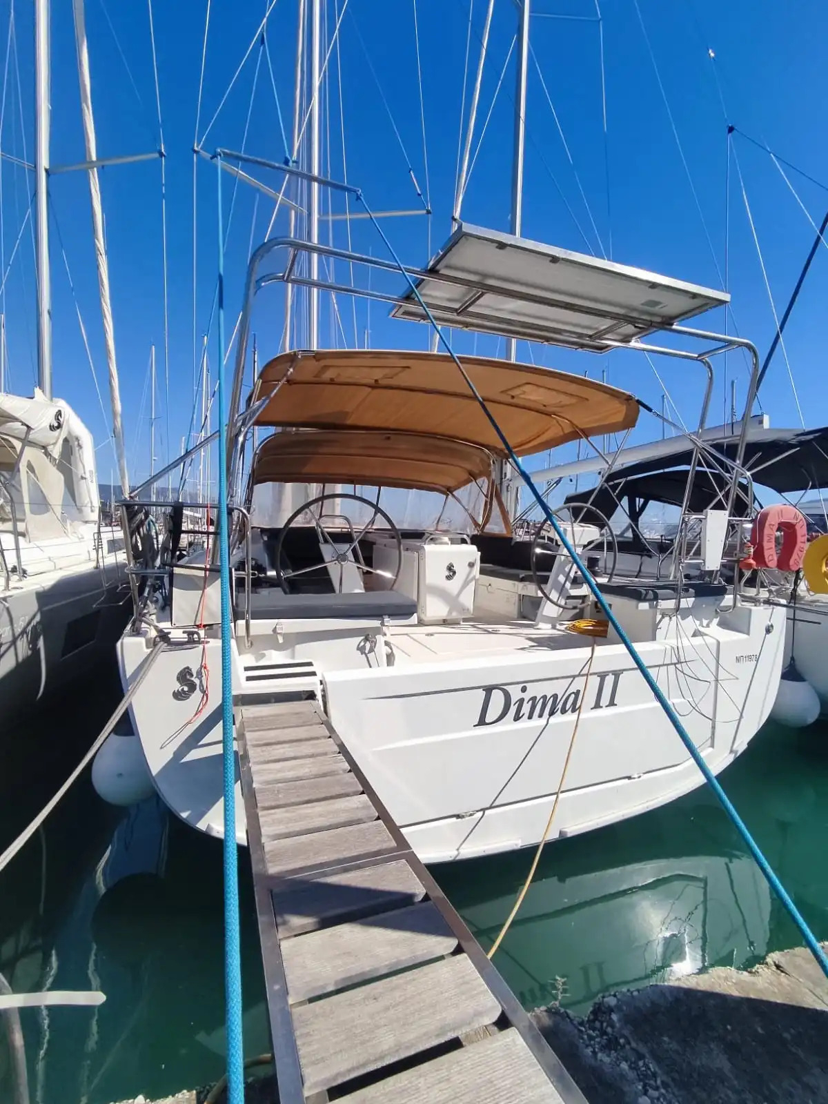 Yachtcharter Oceanis51 Dima II