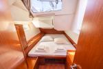 Yachtcharter Oceanis48 5Cab Dima I 12