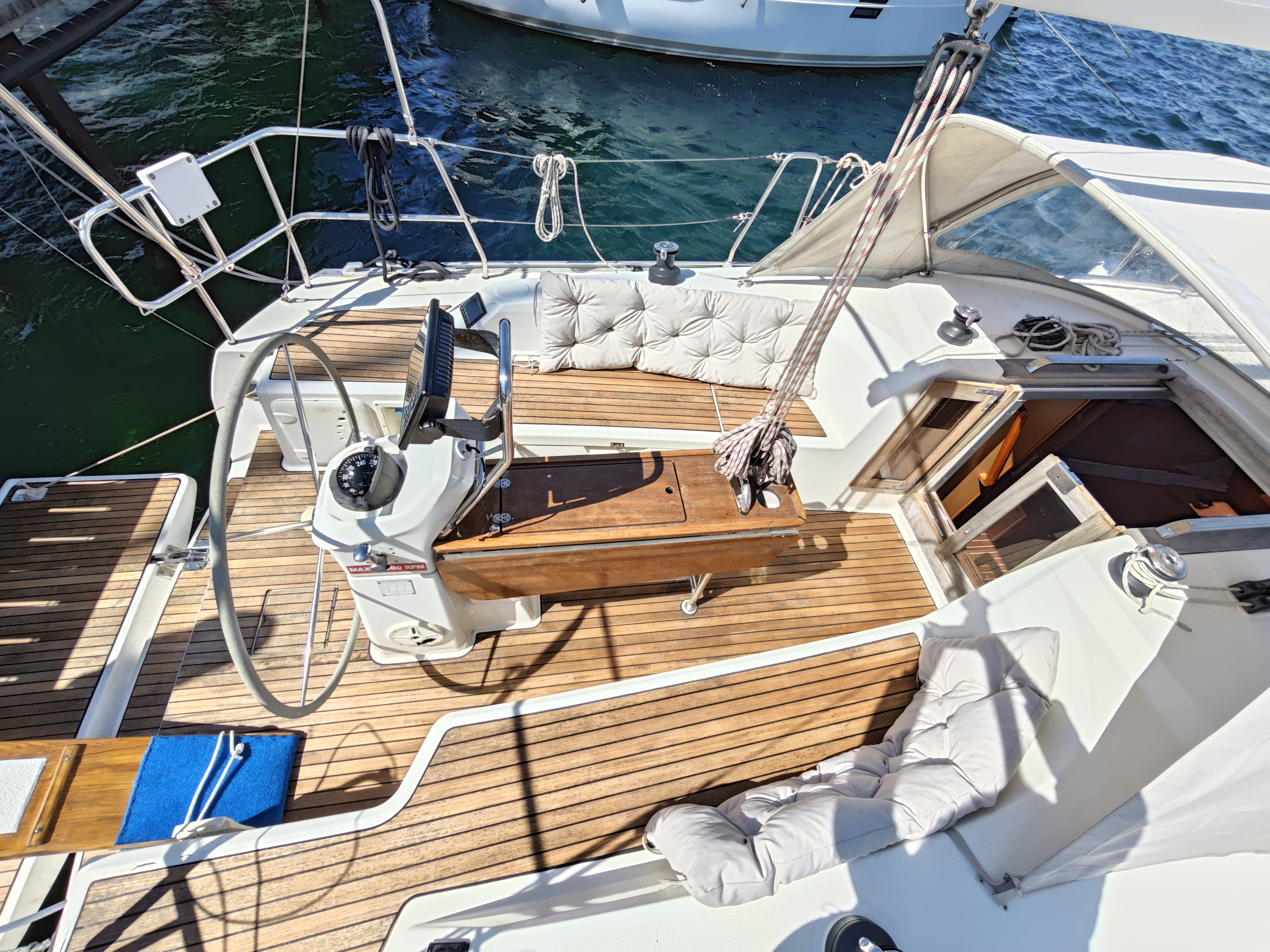 Yachtcharter BavariaCruiser33 Pulenat