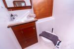Yachtcharter Dufour460GrandLarge Cygnus 14