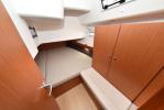 Yachtcharter BavariaCruiser41 Nixie 32