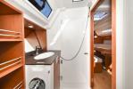 Yachtcharter BavariaCruiser41 Nixie 37