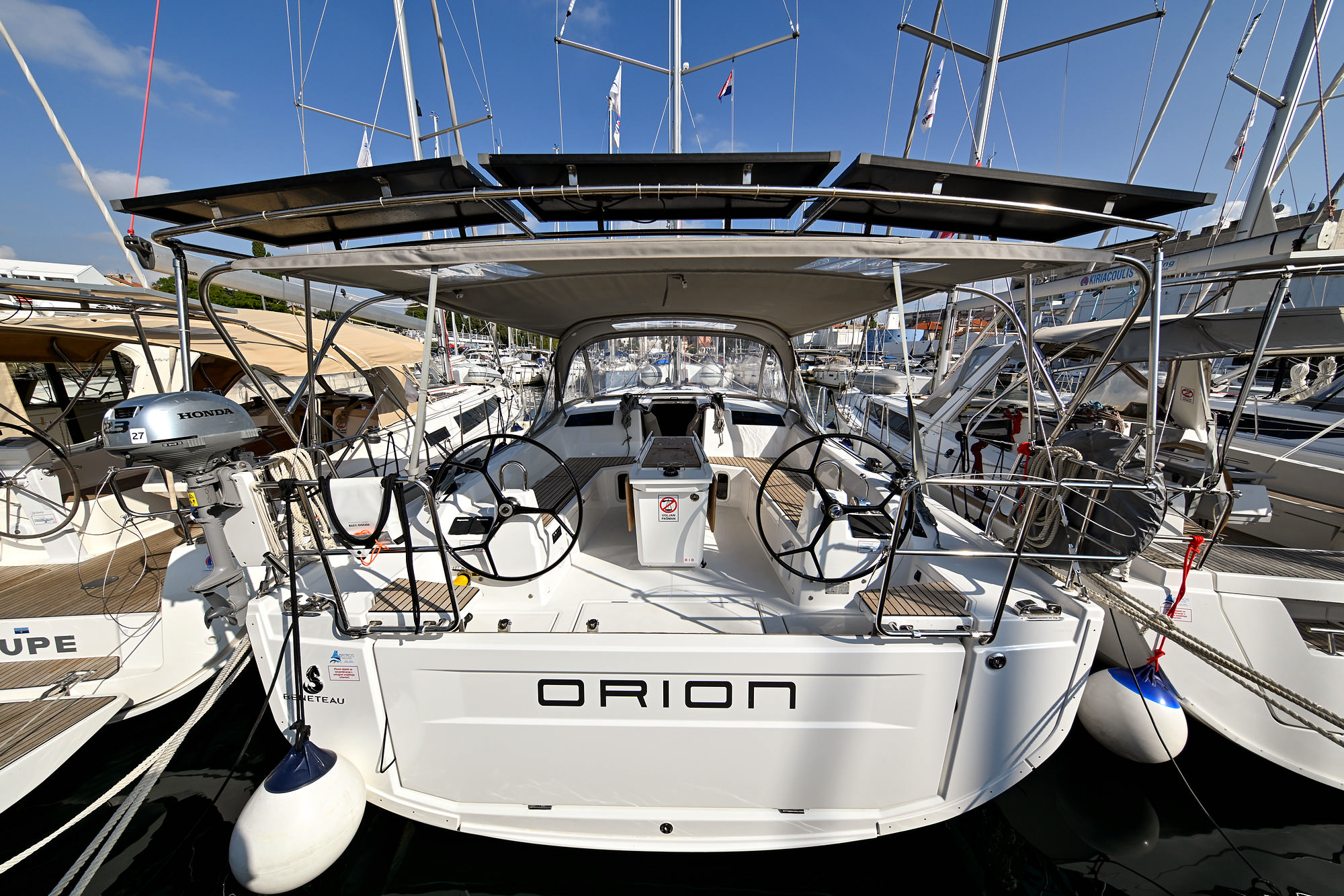 Yachtcharter Oceanis40 Orion