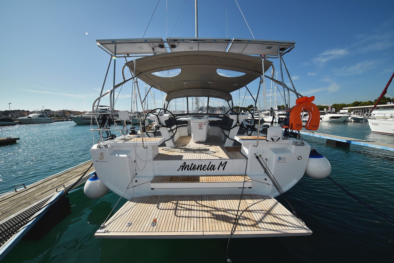 Yachtcharter Oceanis46 Antonela M