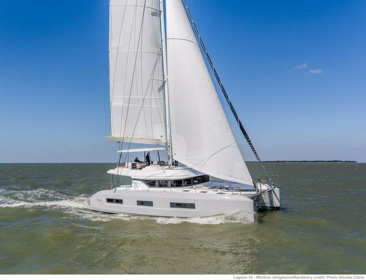 Yachtcharter Lagoon55 52cab New