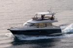 Yachtcharter Prestige520 Baby Indy 2