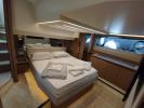 Yachtcharter Prestige520 Baby Indy 12