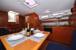 Yachtcharter Bavaria43Cruiser Annabella 8