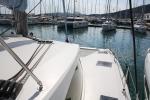 Yachtcharter Lucia40 Shanti 10