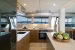Yachtcharter Sunreef50 Zara 20