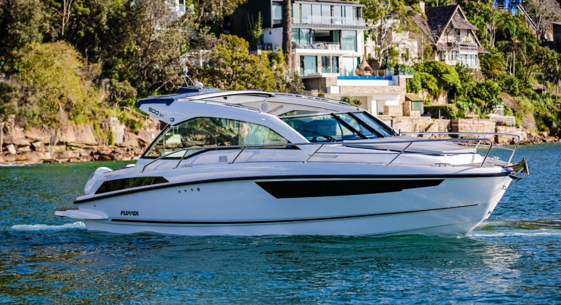 Yachtcharter Flipper900ST Moncia