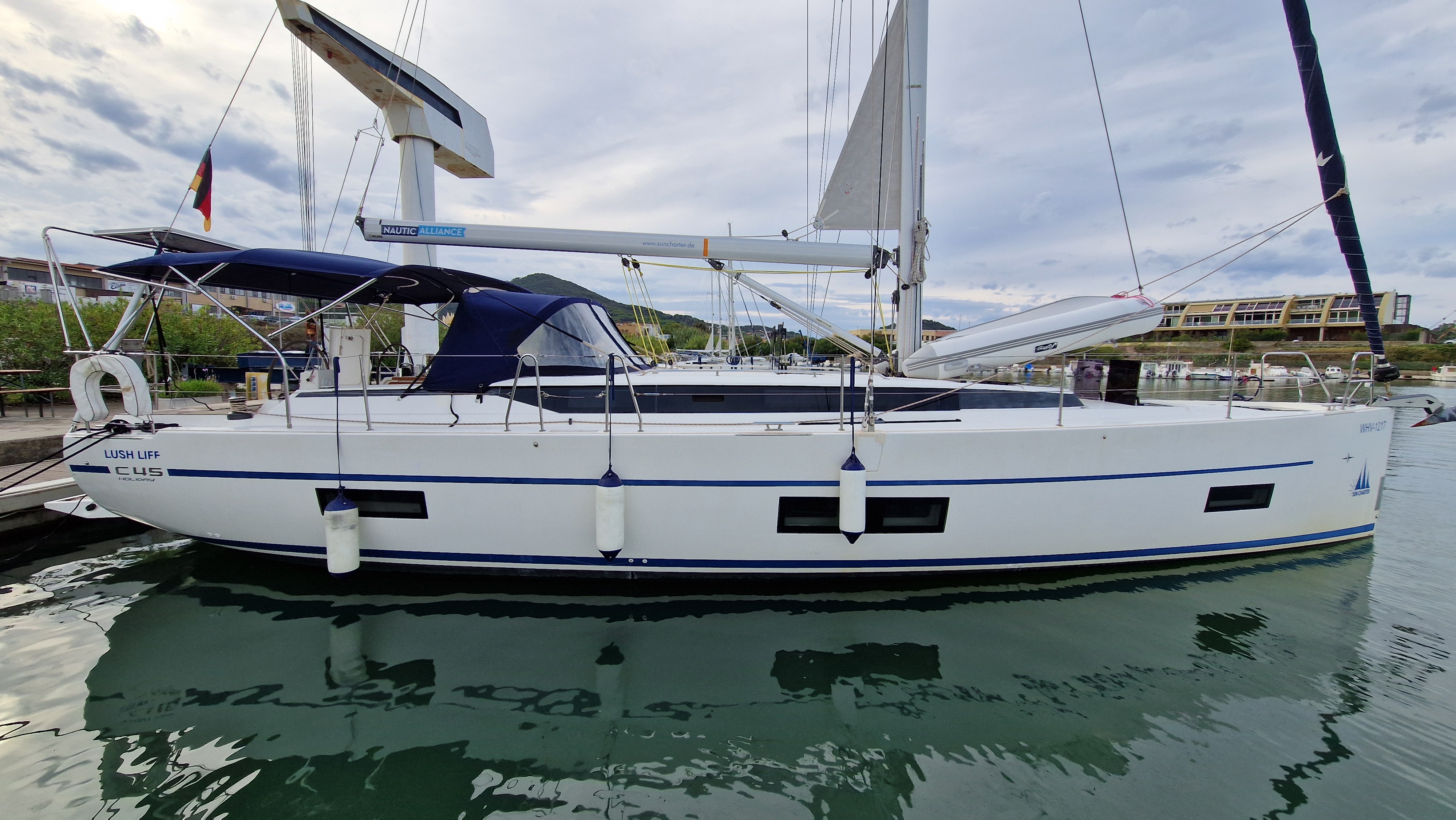 Yachtcharter BavariaC45 Lush Life