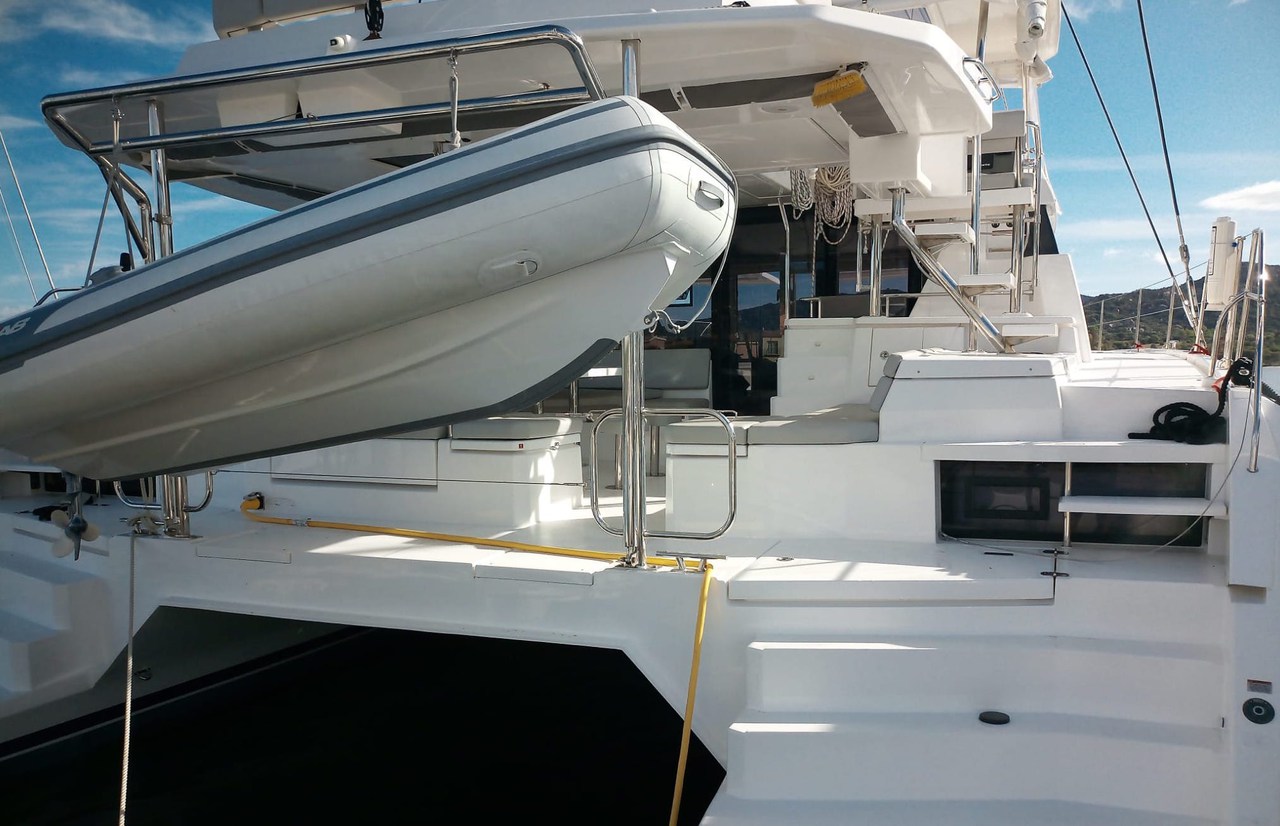 Yachtcharter Leopard50 51cab Edoardo