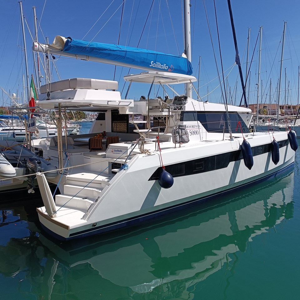 Yachtcharter Leopard50 51cab Pannonica