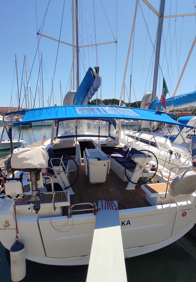 Yachtcharter Oceanis46 Namaka