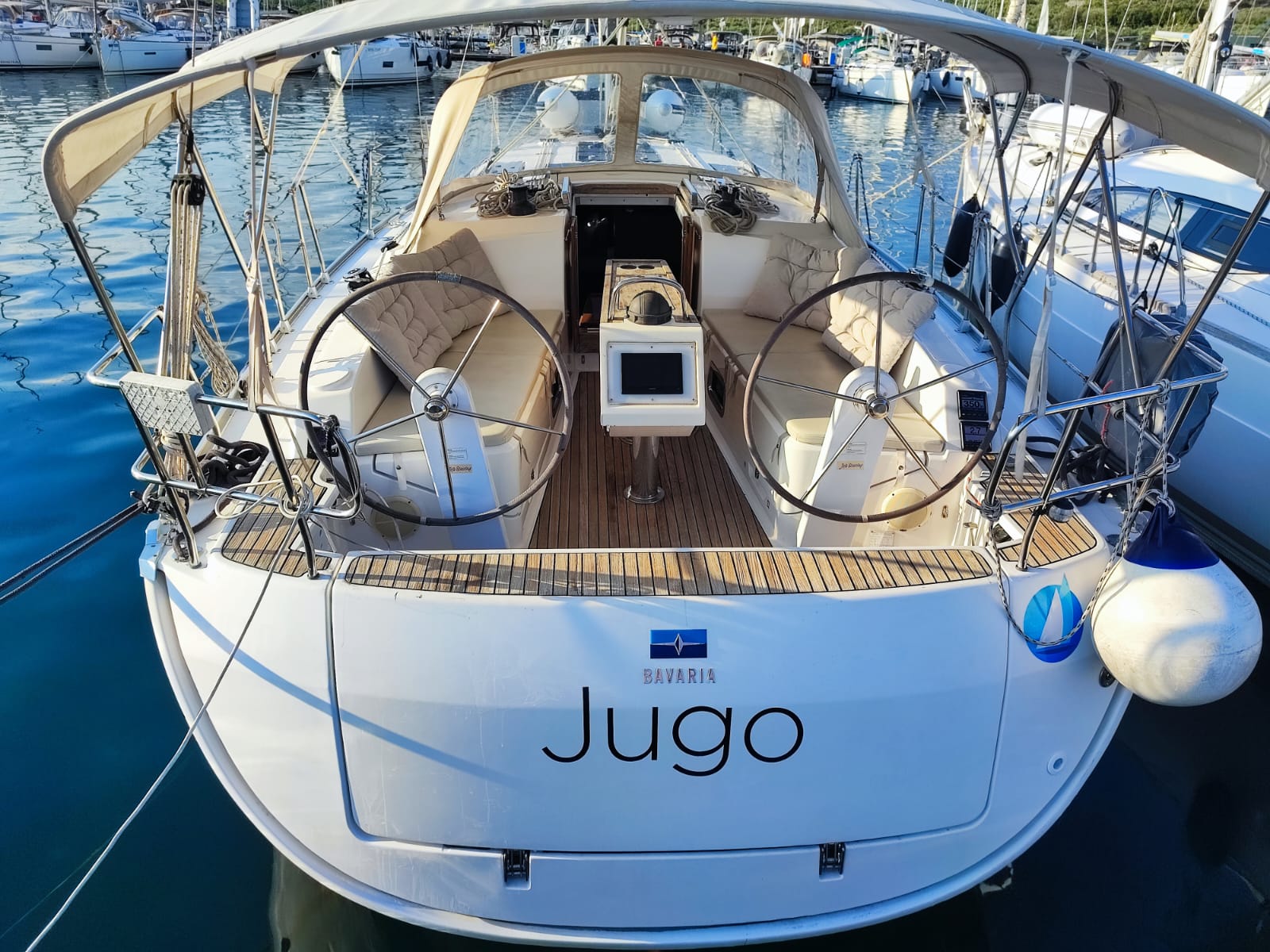 Yachtcharter BavariaCruiser37 Jugo