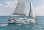 Yachtcharter Hanse418 Azur 3