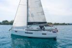 Yachtcharter Sun Odyssey 410 3cab Sea Whisper aussenansicht 2