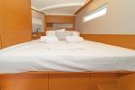 Yachtcharter Sun Odyssey 410 3cab Sea Whisper aussenansicht 6