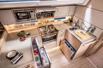 BavariaC46Ocean-4cab-7 Innenansicht