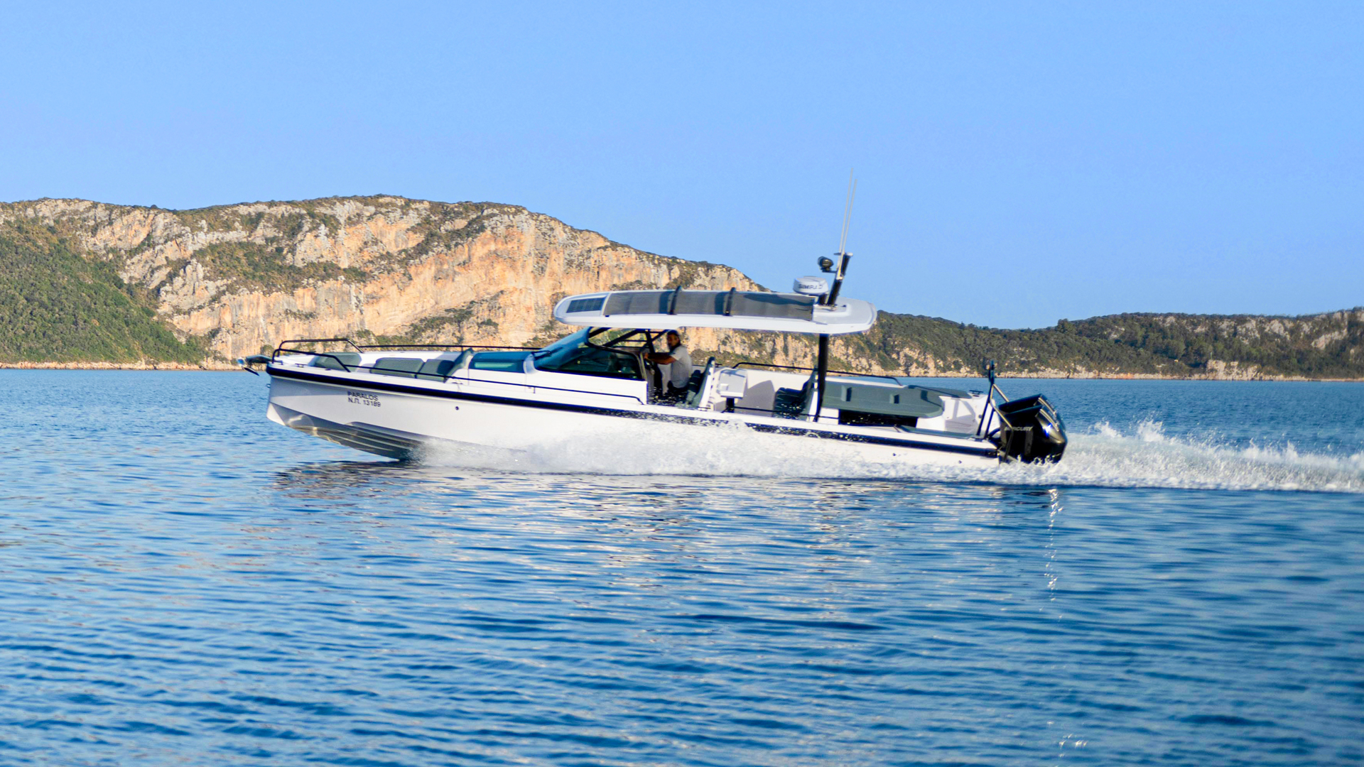 Yachtcharter Axopar37T top Paralos