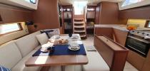 Yachtcharter Oceanis46 Dommie 12