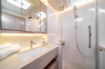 Lagoon55-42cab-7 Innenansicht