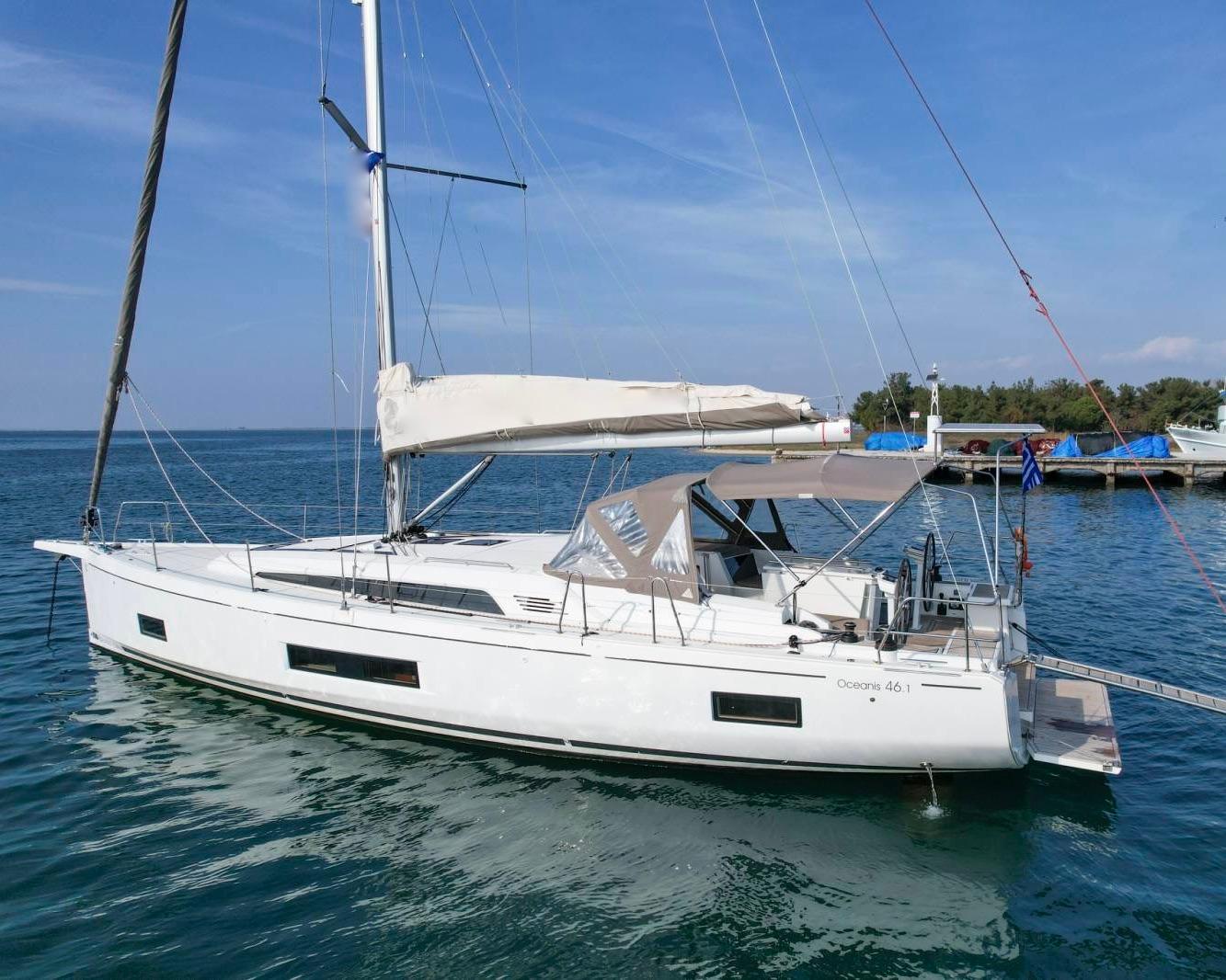Yachtcharter Oceanis46 Blue Satellite