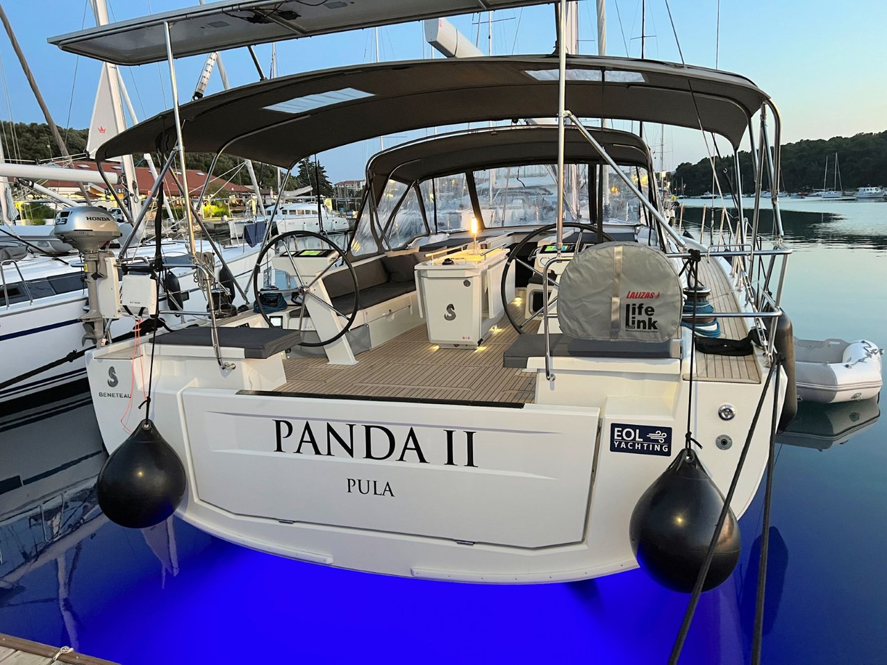 Yachtcharter Oceanis51 Panda II