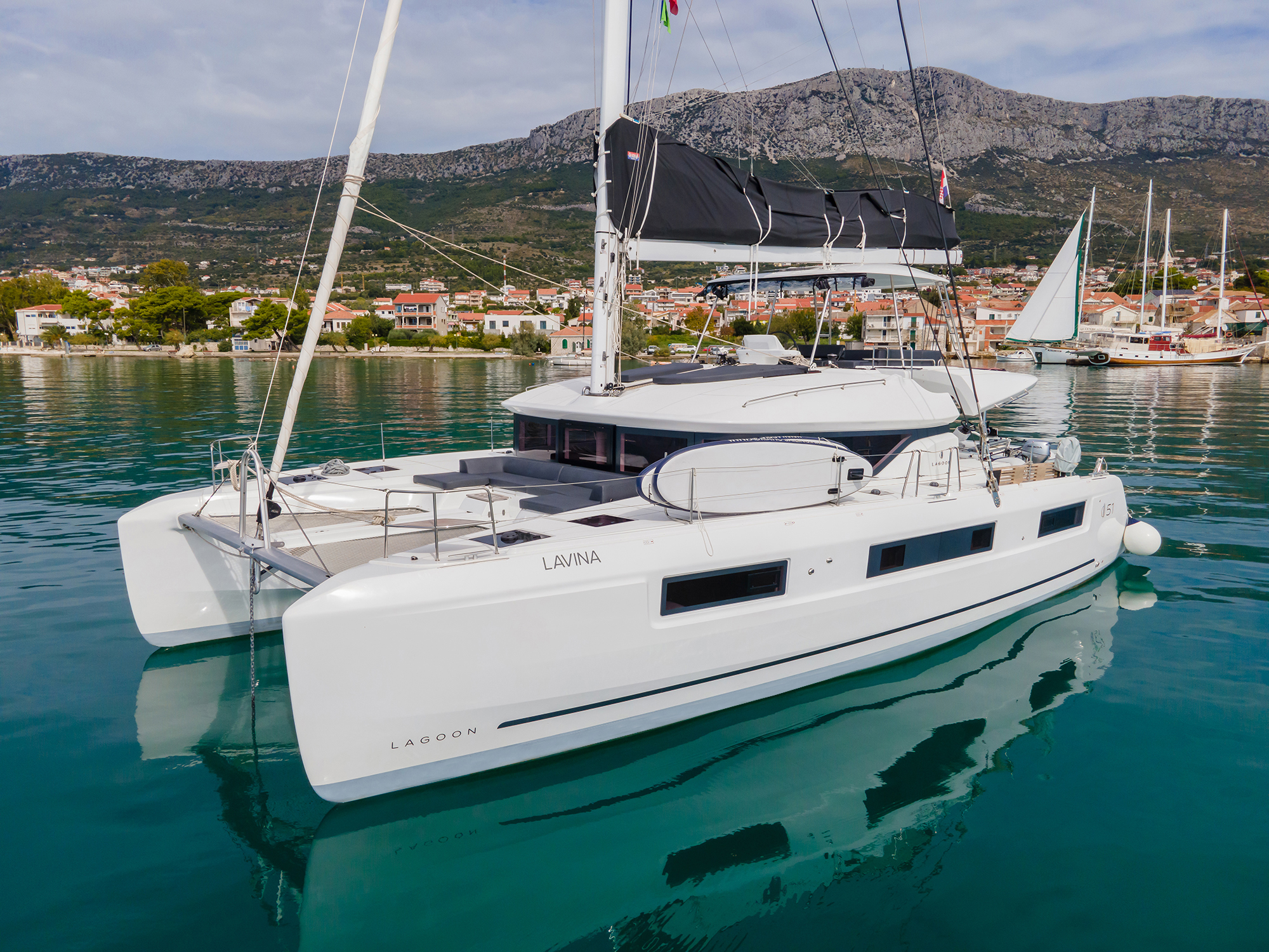 Yachtcharter Lagoon51 6cab Lavina