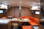 Yachtcharter Oceanis41 Alma 11