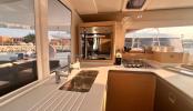 Yachtcharter Astrea42 31cab Bollinger 8