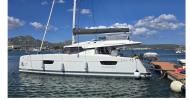 Yachtcharter FountainePajotNew45 41cab Ruinart 2