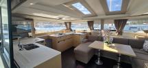 Yachtcharter FountainePajotNew45 41cab Ruinart 7