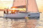 Yachtcharter ElanE4 Cooper 2