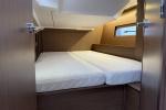Yachtcharter Oceanis46 Momo 18