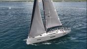 Yachtcharter More55 Nika Silver Edition 31