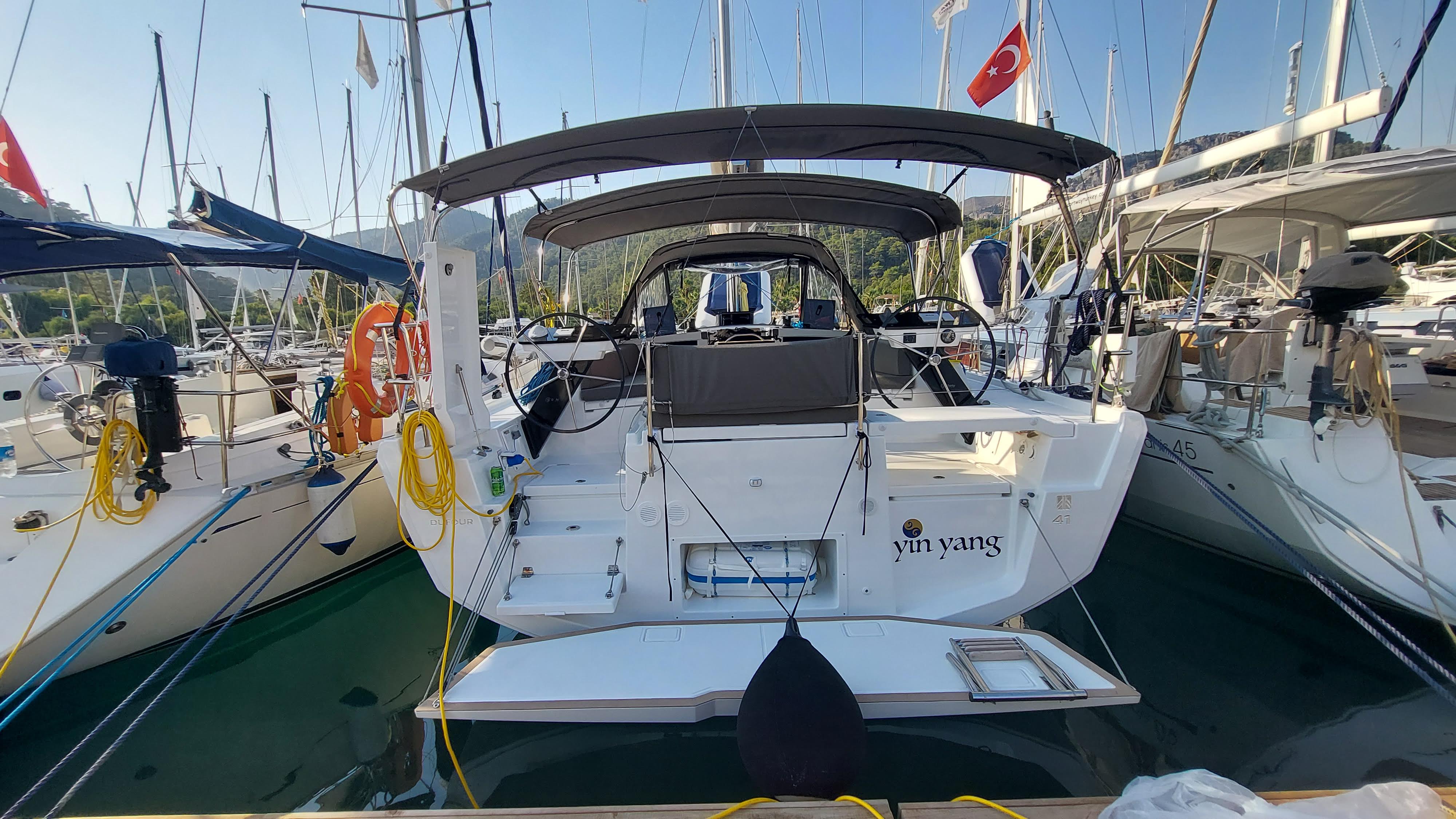 Yachtcharter Dufour41 Yin Yang