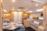 Yachtcharter Dufour44 7