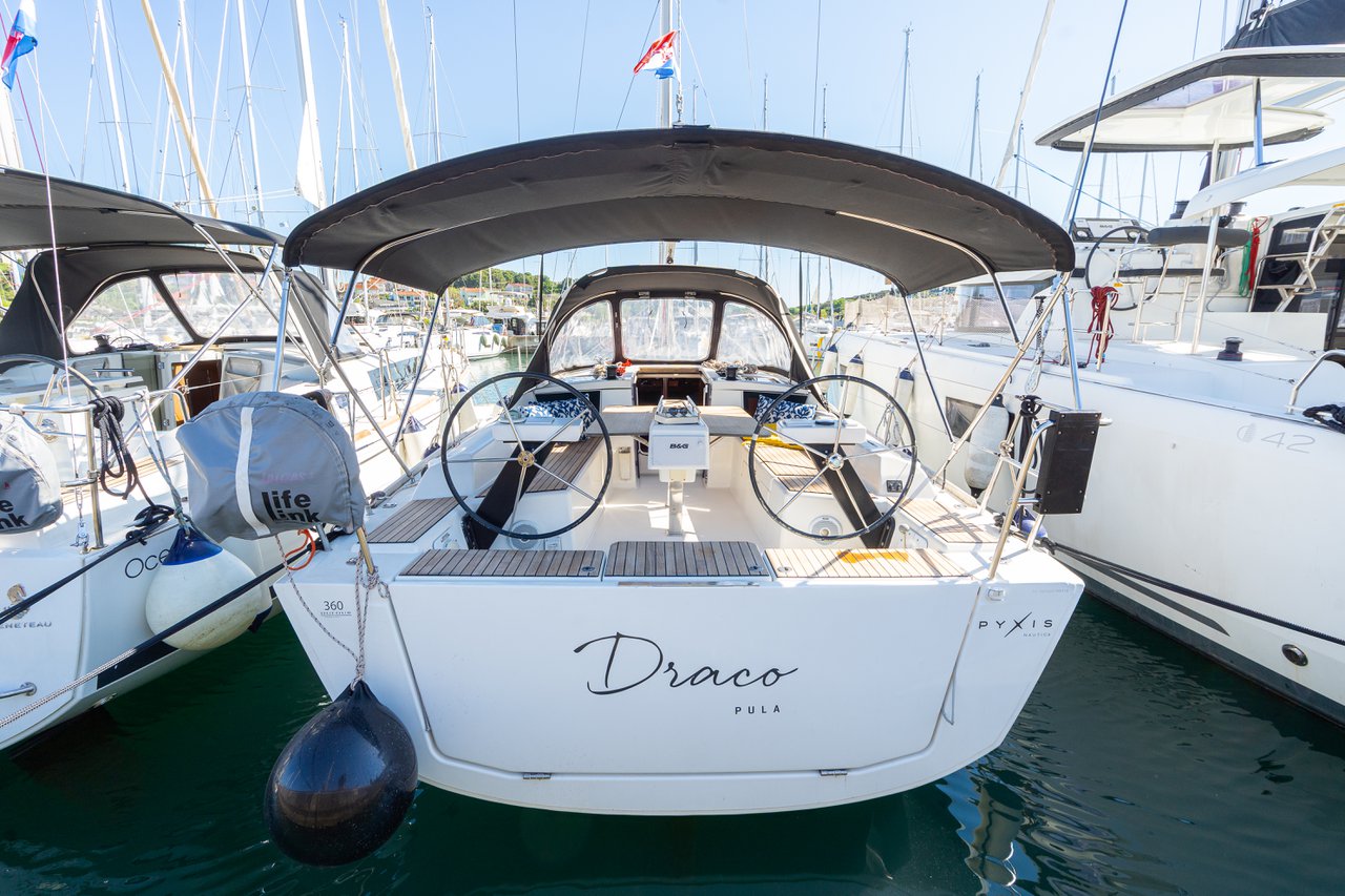 Yachtcharter Dufour360GL Draco