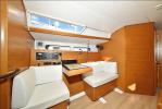 Yachtcharter SunOdyssey449 Canne Bleue 8