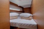 Yachtcharter SunOdyssey440 Mystic Blue 11