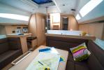 Yachtcharter Elan45Impression Bine 4