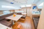 Yachtcharter Elan50Impression Escape II 4