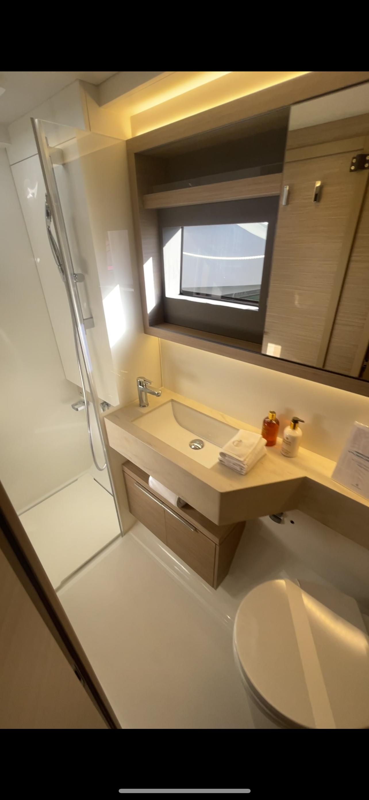 Yachtcharter Lagoon51 6cab Lady G 10