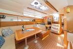 Yachtcharter SunOdyssey439 Marina I 2