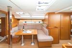 Yachtcharter Sun Odyssey 440 4 cab Esperos aussenansicht 2