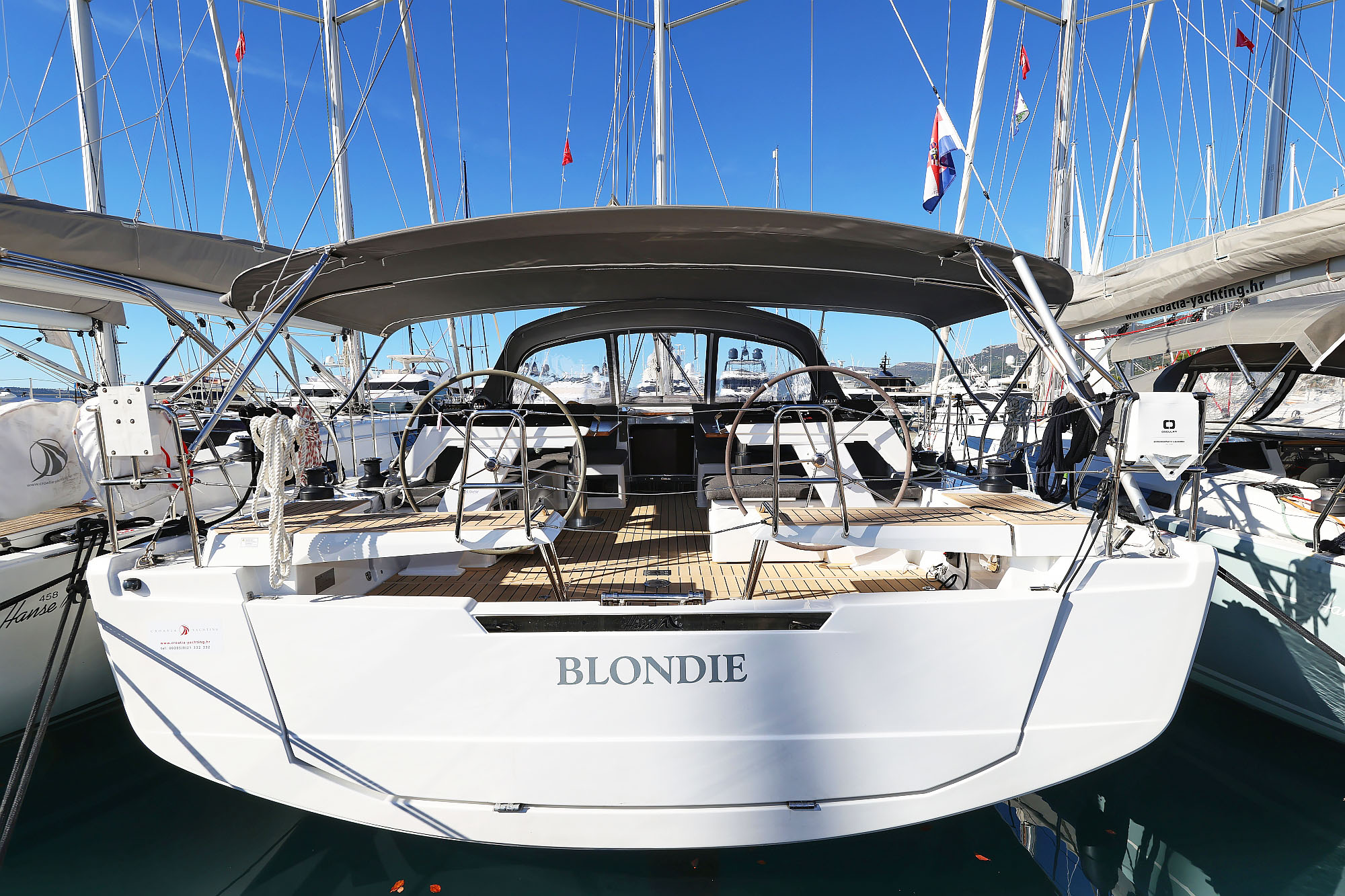 Yachtcharter Hanse460 4cab Blondie   OW
